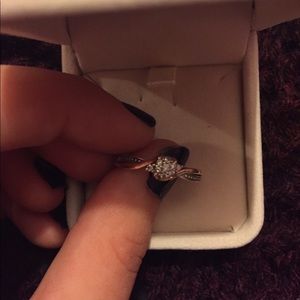 Size 8 ring 10k gold (white and rose) real diamond